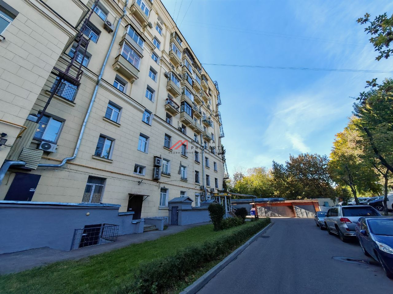 Продажа торгового помещения на Бережковской набережной