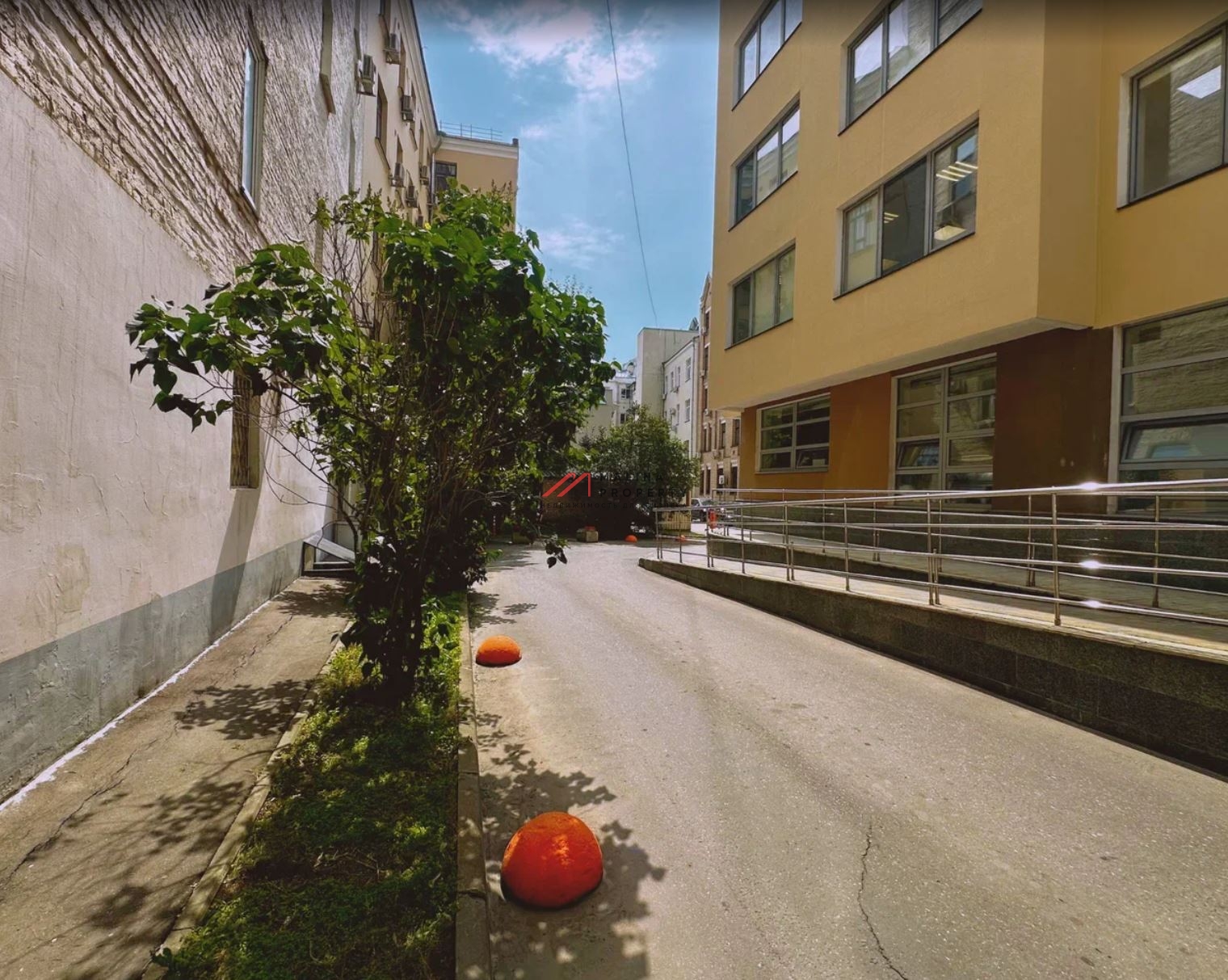 Продажа бизнес центра в Филипповском переулке