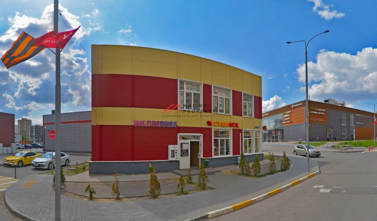 Продажа торгового здания с арендаторами в Люберцах 