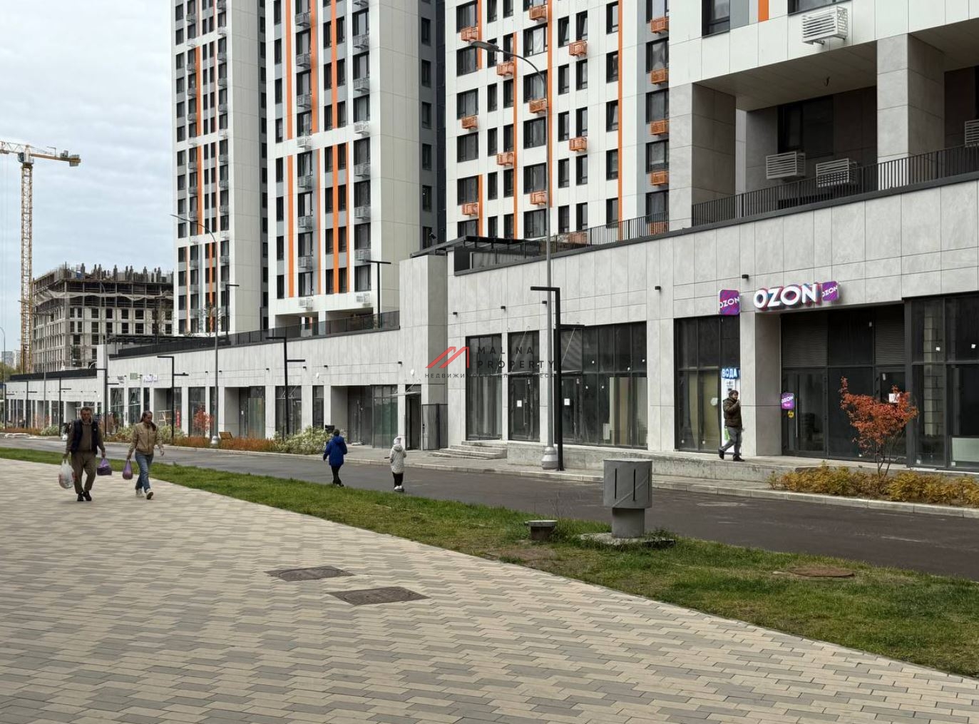 Продажа торгового помещения в ЖК "Спутник"