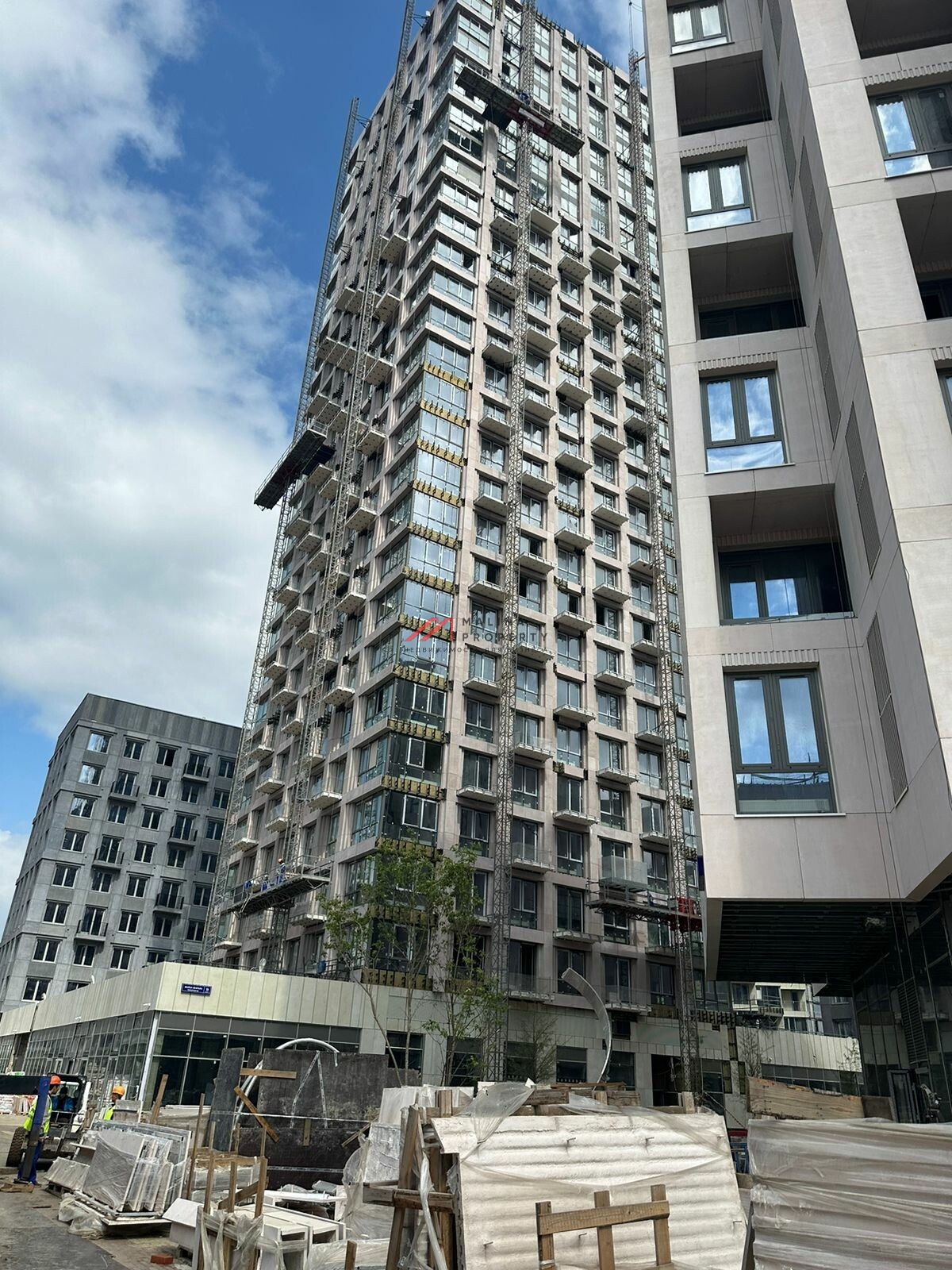 Продажа помещения рядом с супермаркетом в ЖК "Shagal"