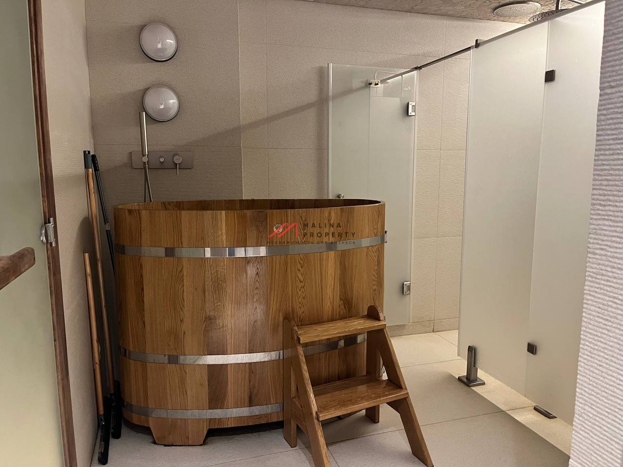 Продажа помещения с арендатором  в ЖК "Loft FM" 