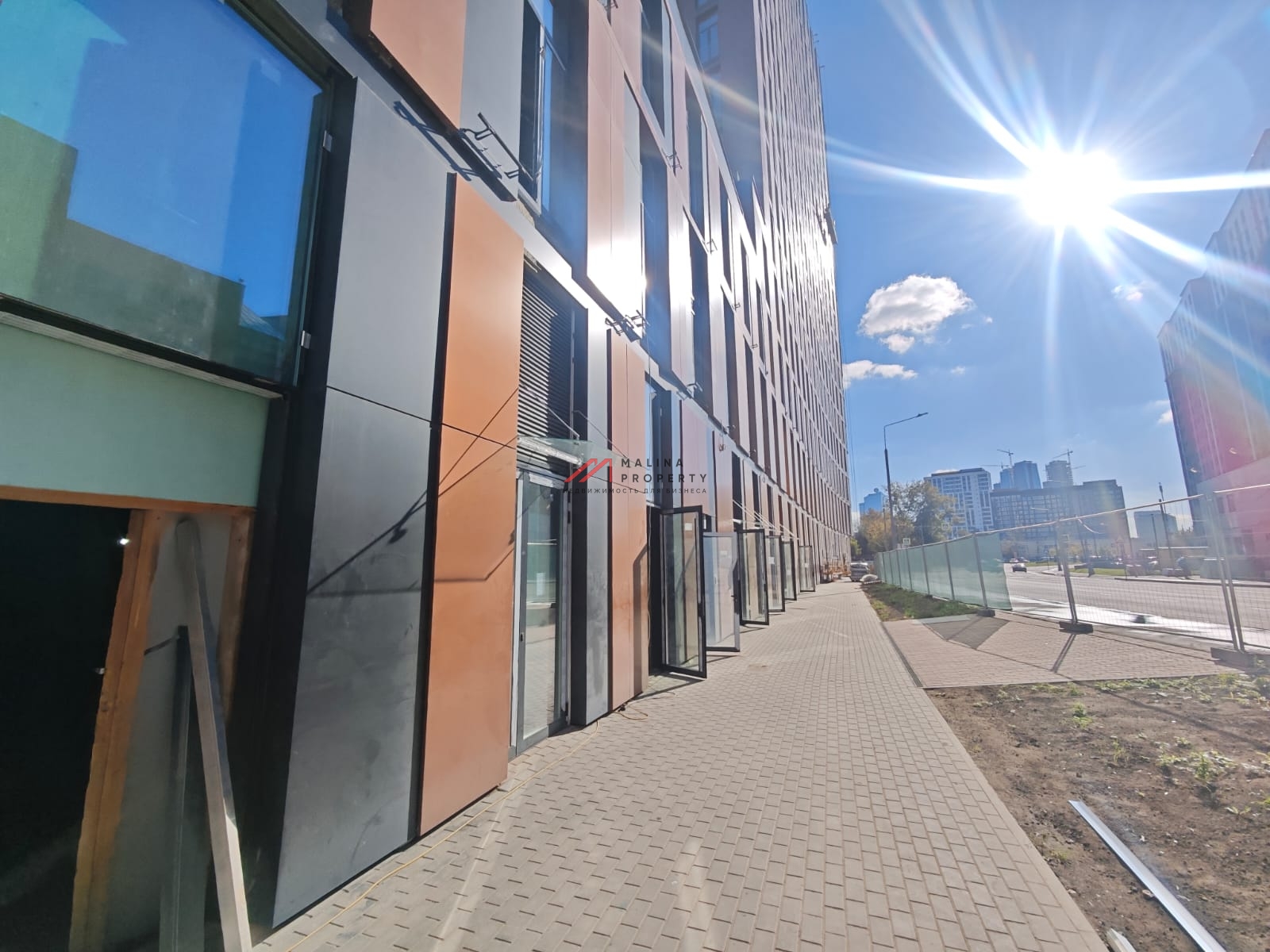Продажа торгового помещения в МФЗ "Эйлер"