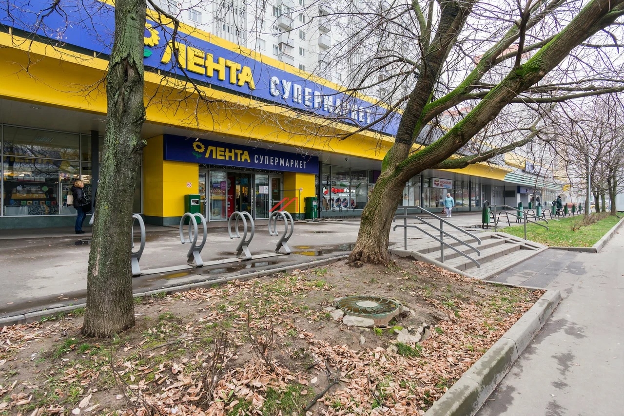 Продажа помещения с арендаторами на Можайском шосссе