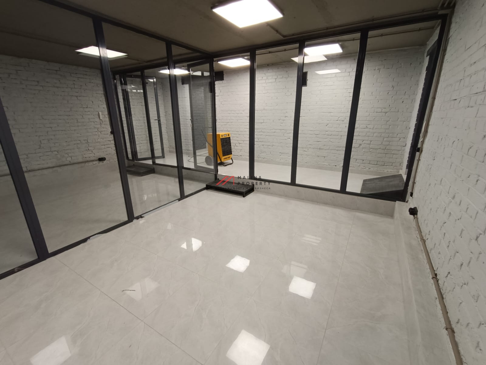 Продажа торгового помещения с арендаторами у метро Новаторская