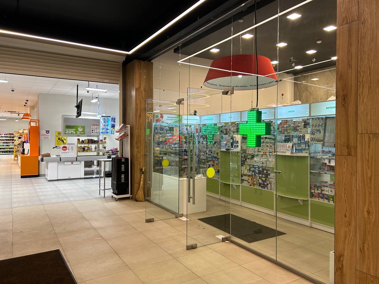 Продажа помещения с аптекой "Диалог" на Ленинском проспекте