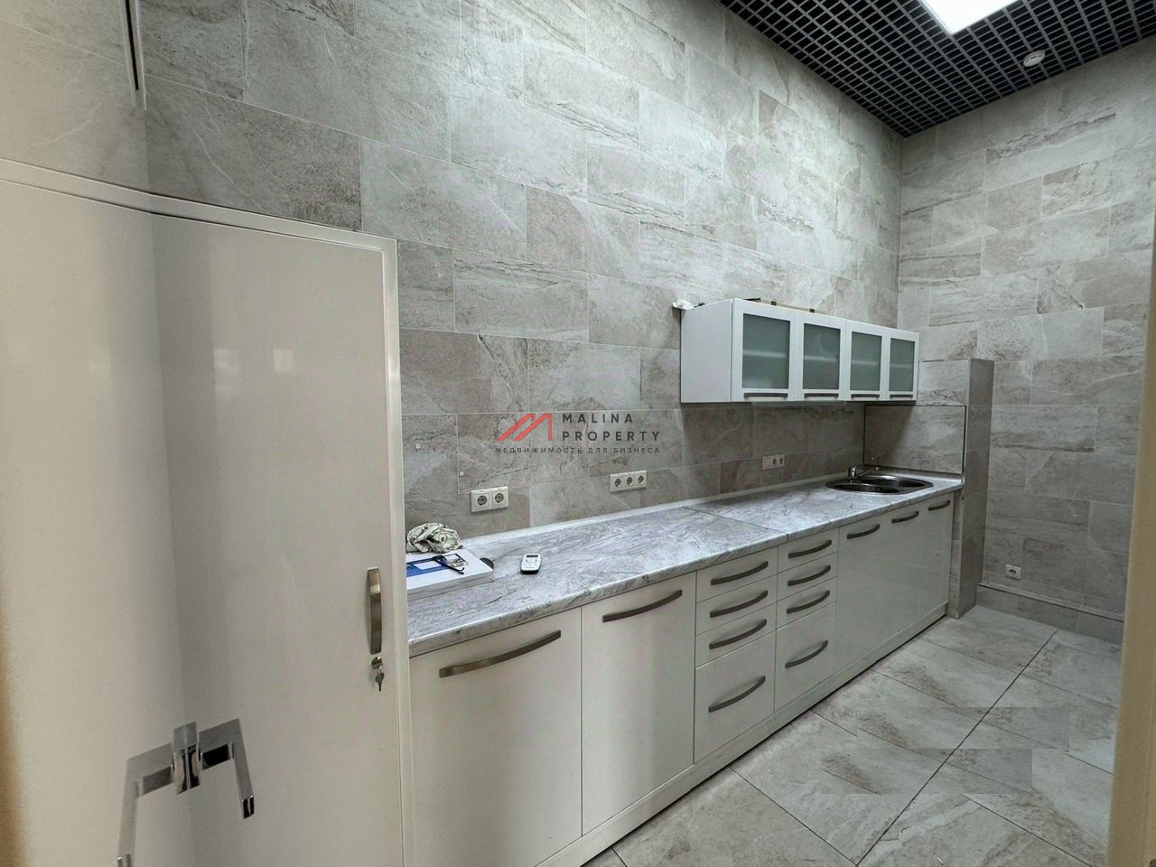 Продажа торгового помещения в ЖК "LIFE-Ботанический сад"