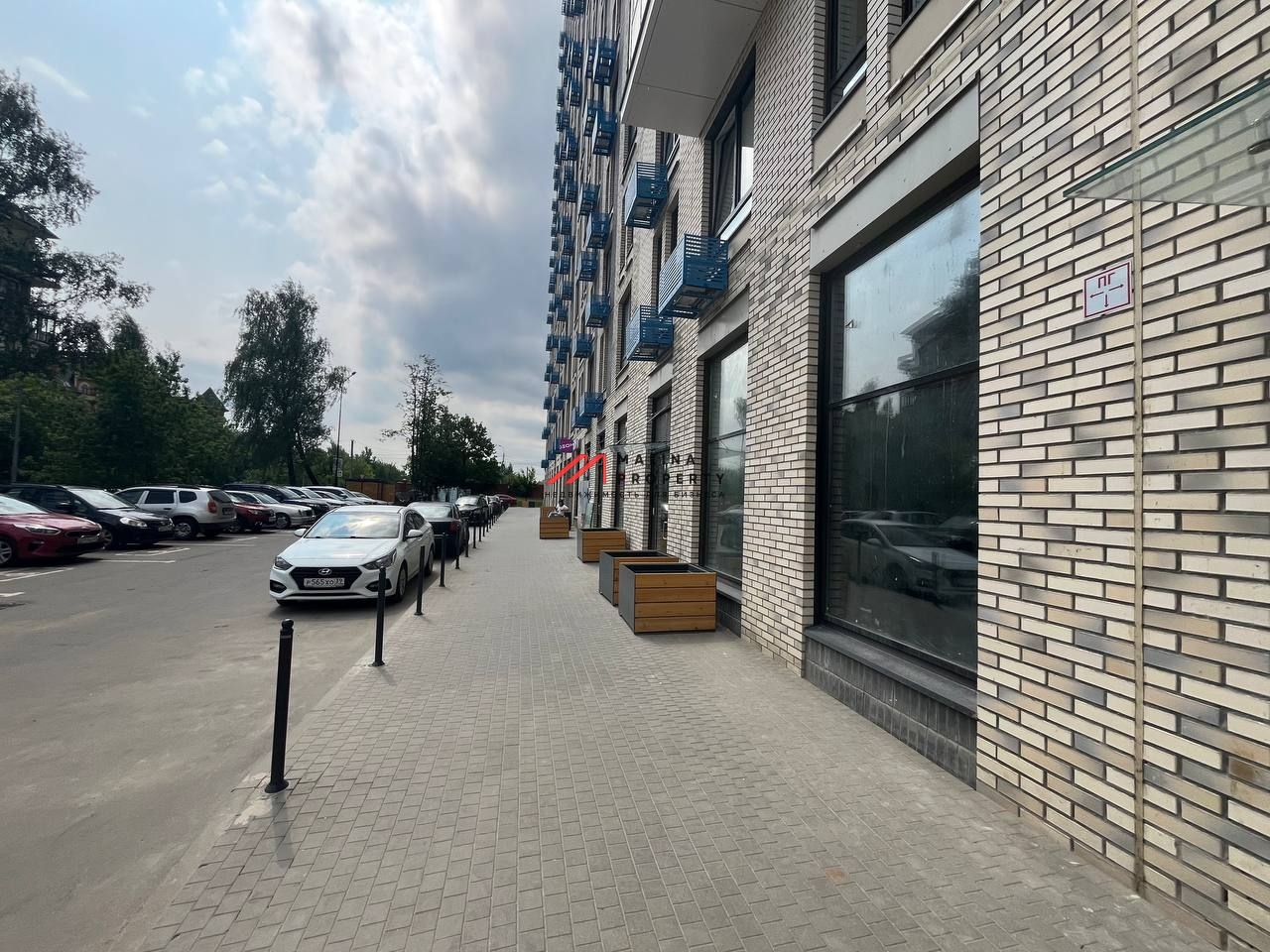 Продажа торгового помещения в ЖК "Квартал Ивакино"