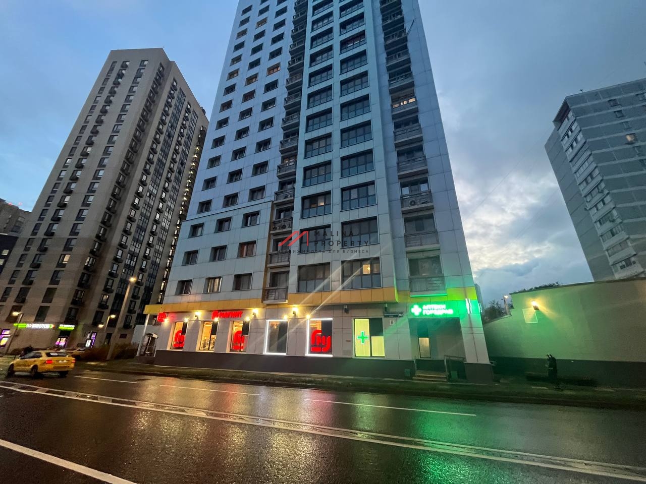 Продажа помещения c Магнитом и Горздравом