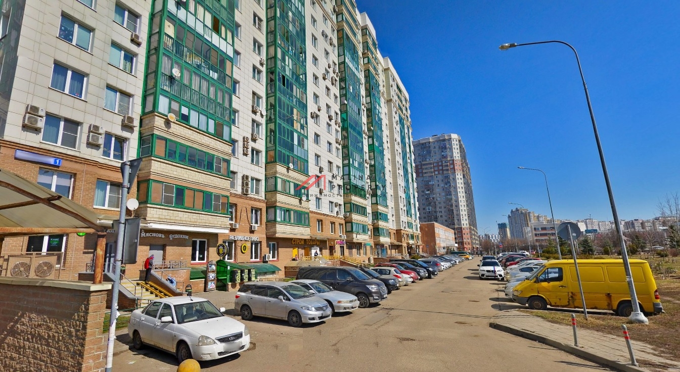 Продажа торгового помещения в ЖК "Изумрудные холмы" 