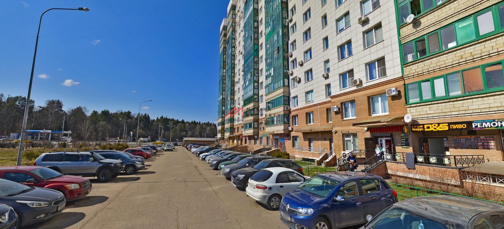 Продажа торгового помещения в ЖК "Изумрудные холмы" 