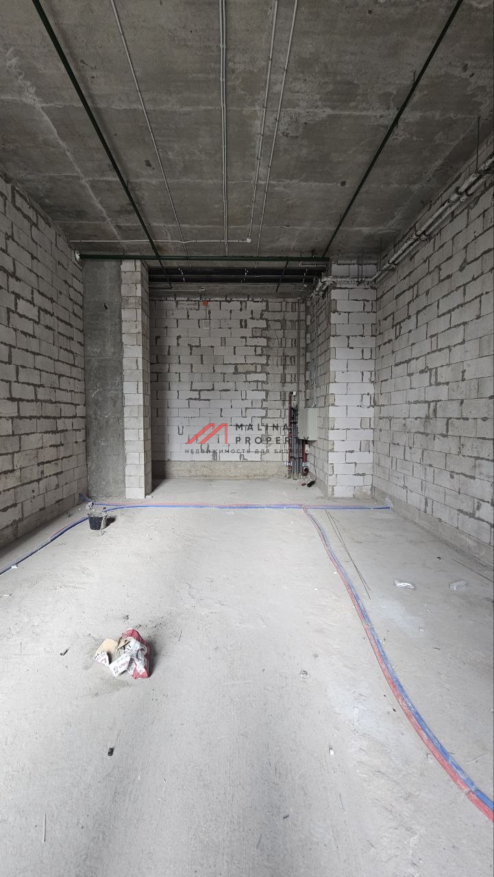 Продажа торгового помещения в БЦ "Stone Towers"