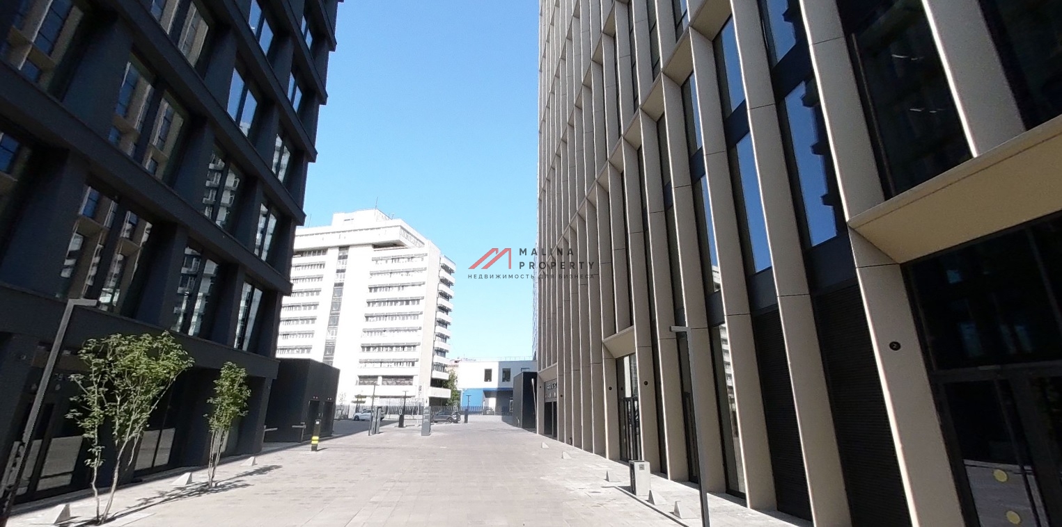 Продажа торгового помещения в БЦ "Stone Towers"