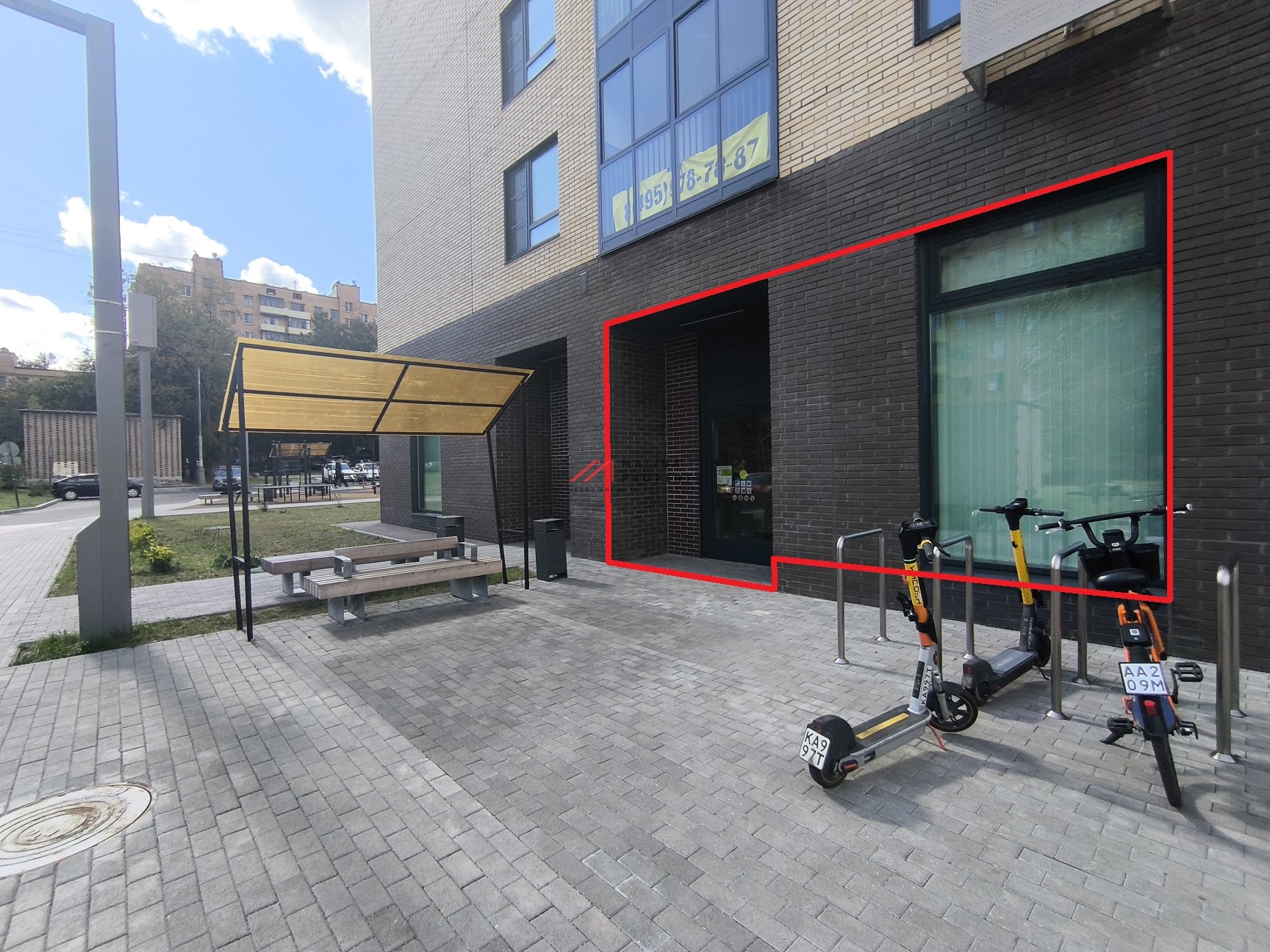 Продажа торгового помещения в новом доме