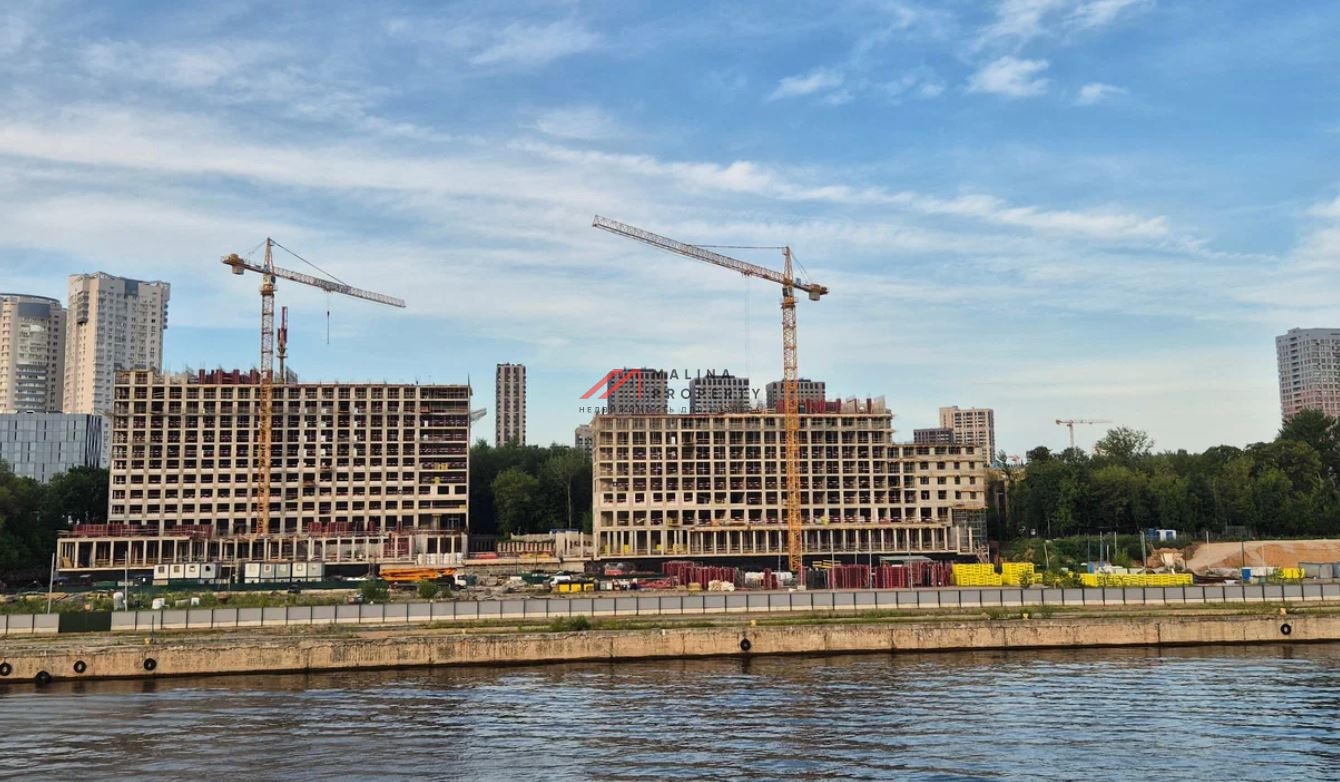 Продажа торгового помещения в ЖК "Мангазея на Речном"