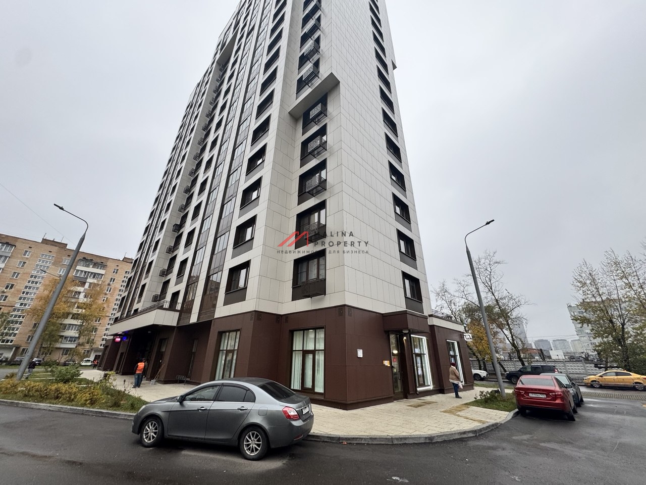 Продажа помещения с магазином Магнит в новом доме