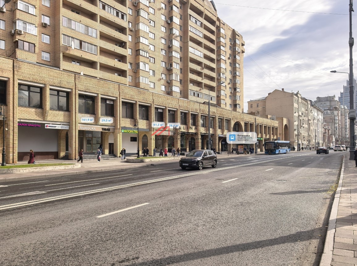 Аренда торгового помещения у метро Новослободская 