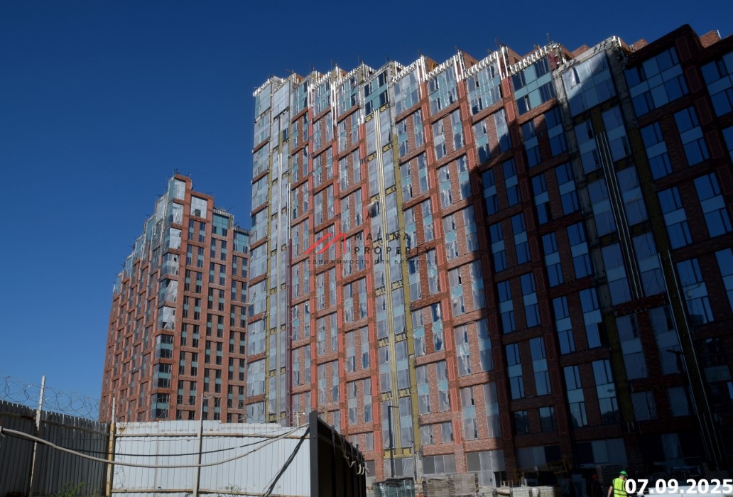 Продажа торгового помещения с арендатором в ЖК "Voxhall" 