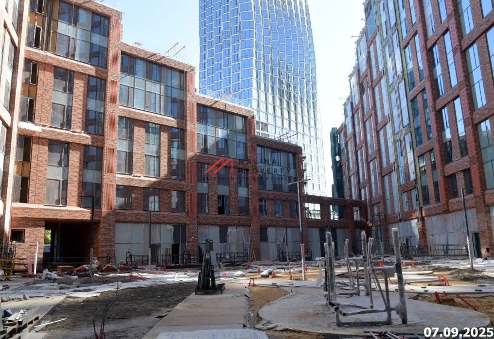 Продажа торгового помещения с арендатором в ЖК "Voxhall" 