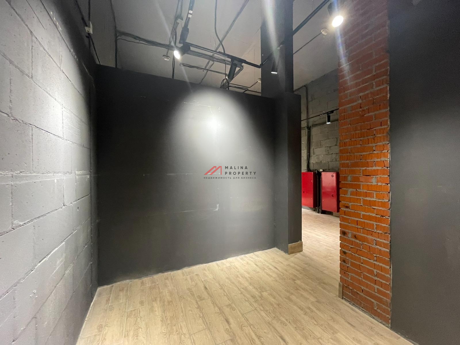 Продажа торгового помещения в ЖК "Испанские кварталы" 