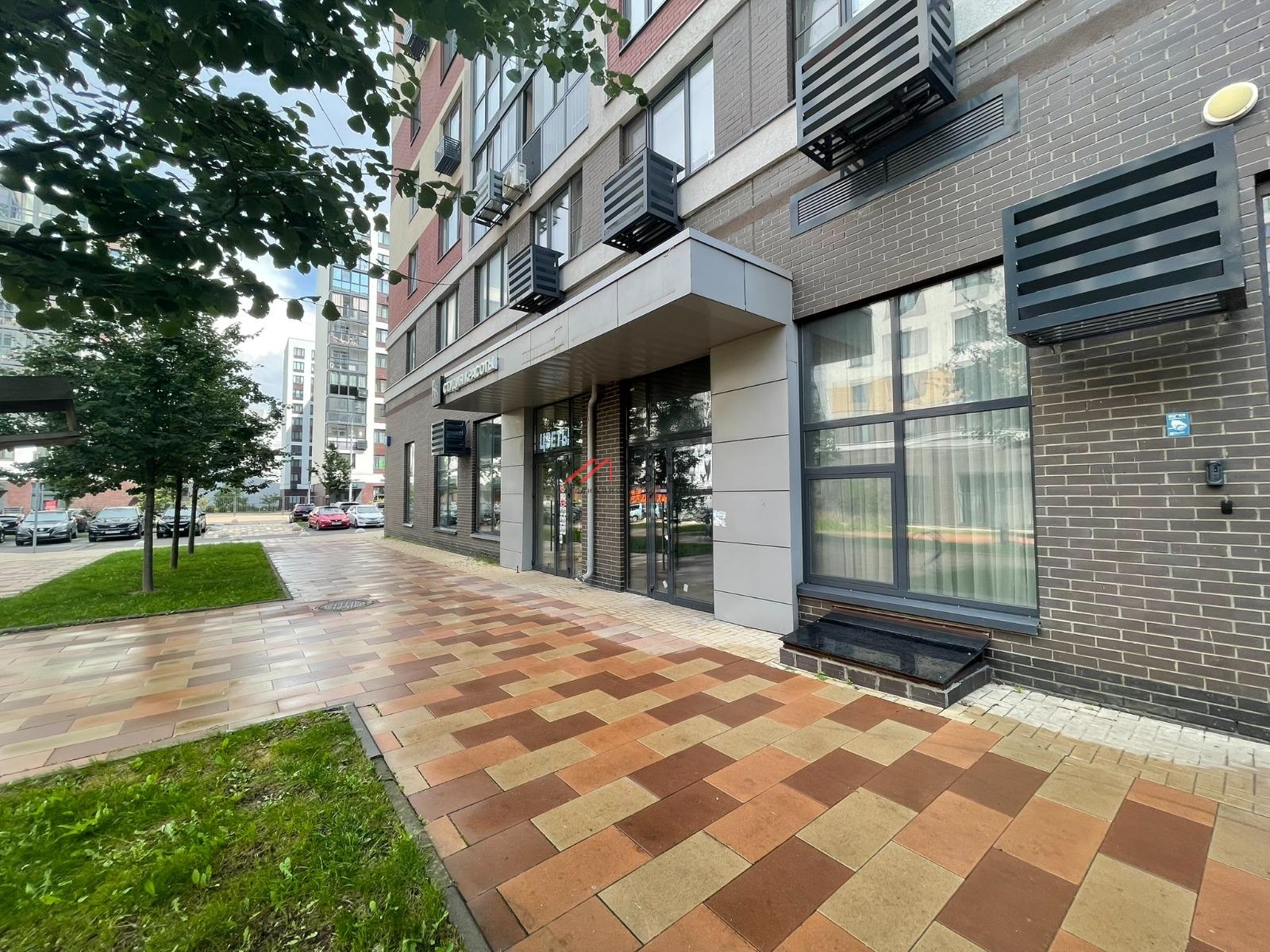 Продажа торгового помещения в ЖК "Испанские кварталы" 