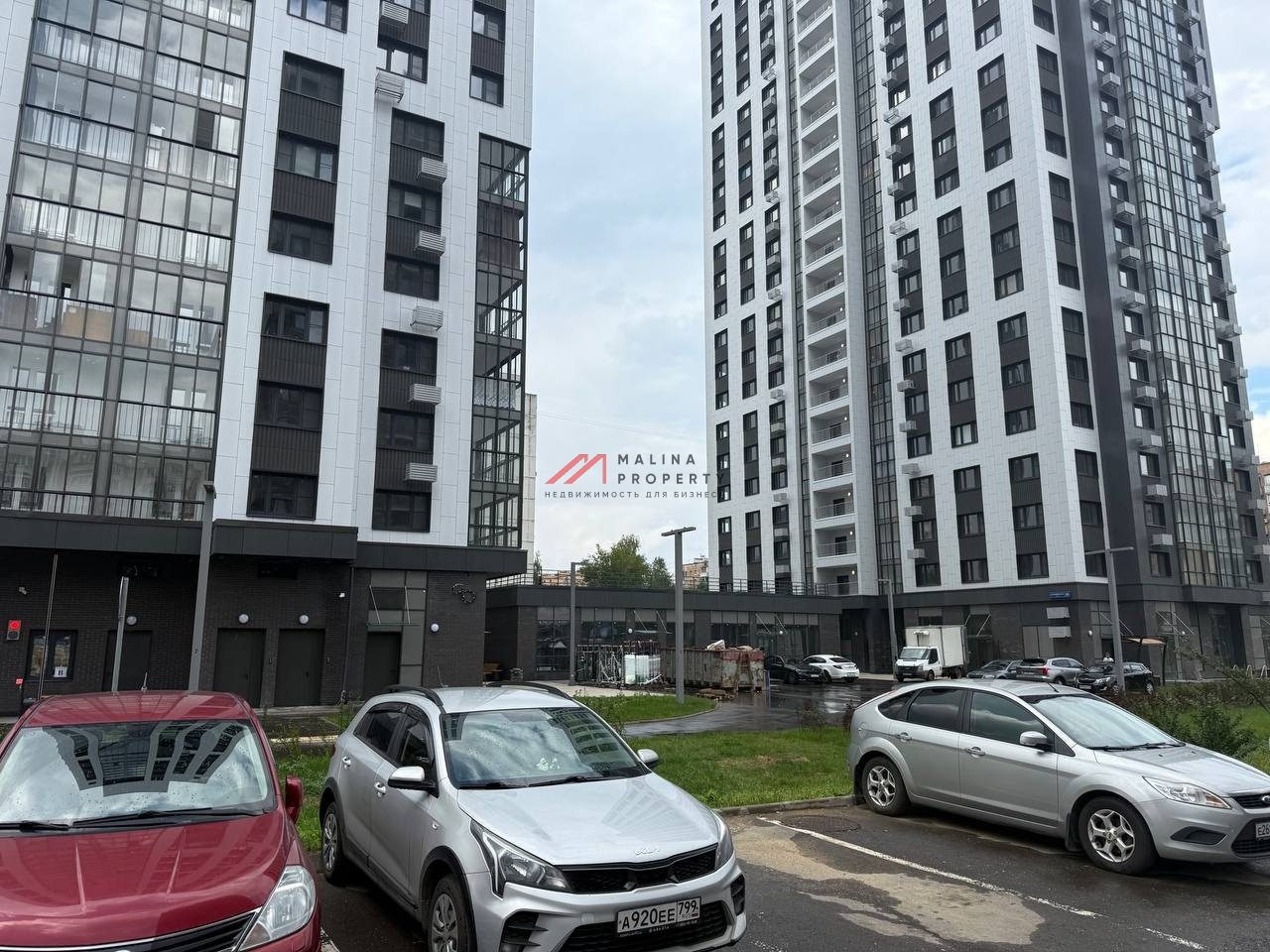 Аренда торгового помещения в новом доме на Яхромской