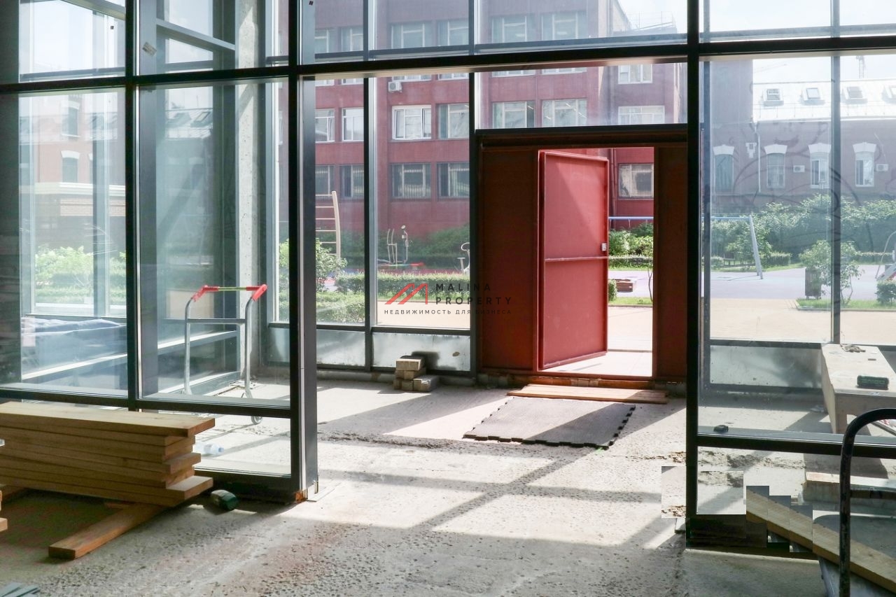 Продажа здания под фитнес в ЖК "Ренессанс" 