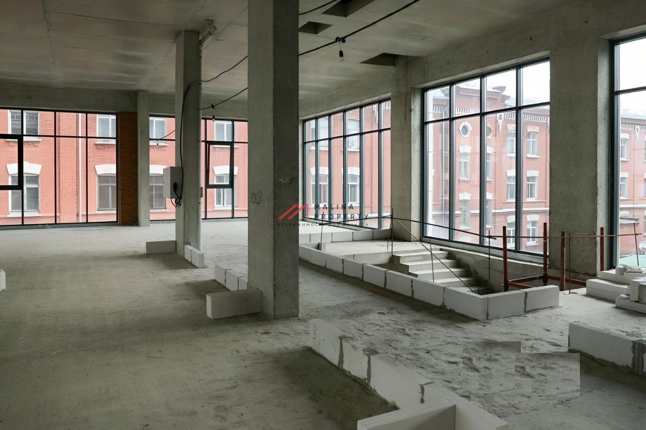 Продажа здания под фитнес в ЖК "Ренессанс" 