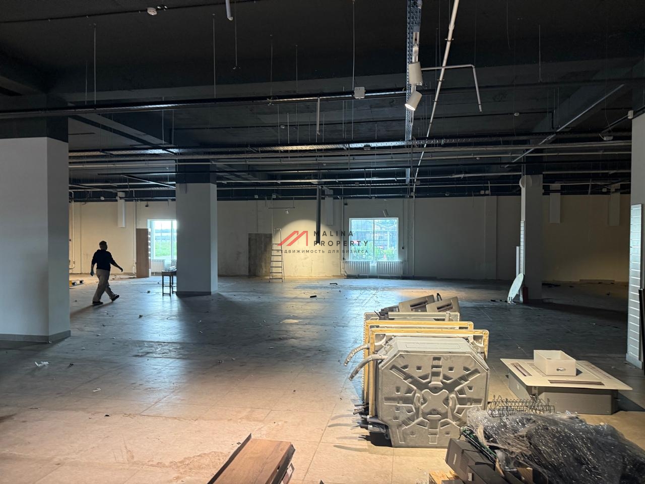 Аренда здания на трассе М-2 Крым