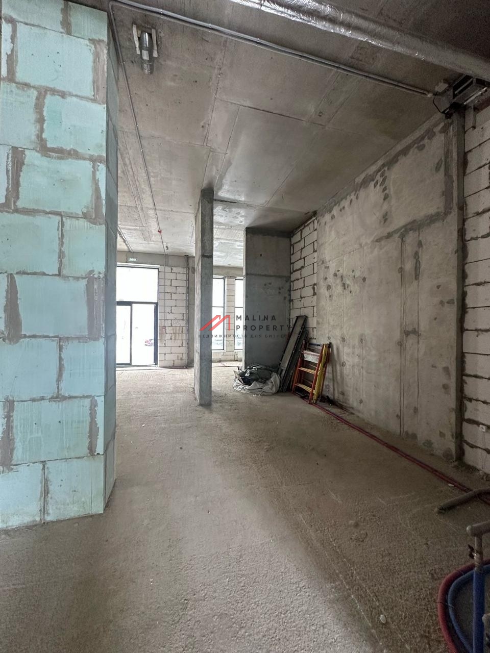 Продажа помещения с арендатором аптека в ЖК "Атлантис" 