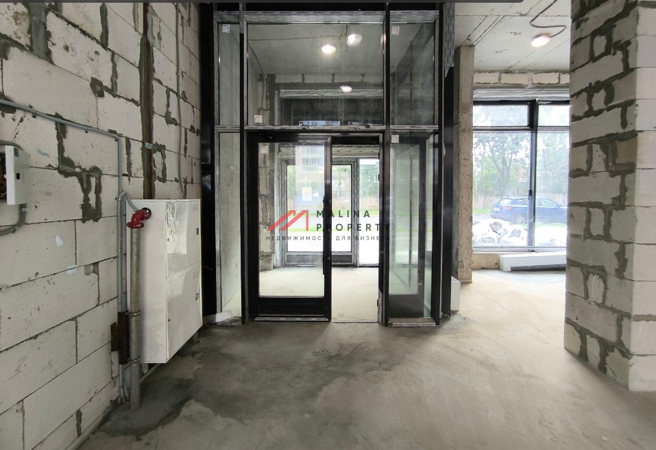 Продажа торгового помещения в новом доме