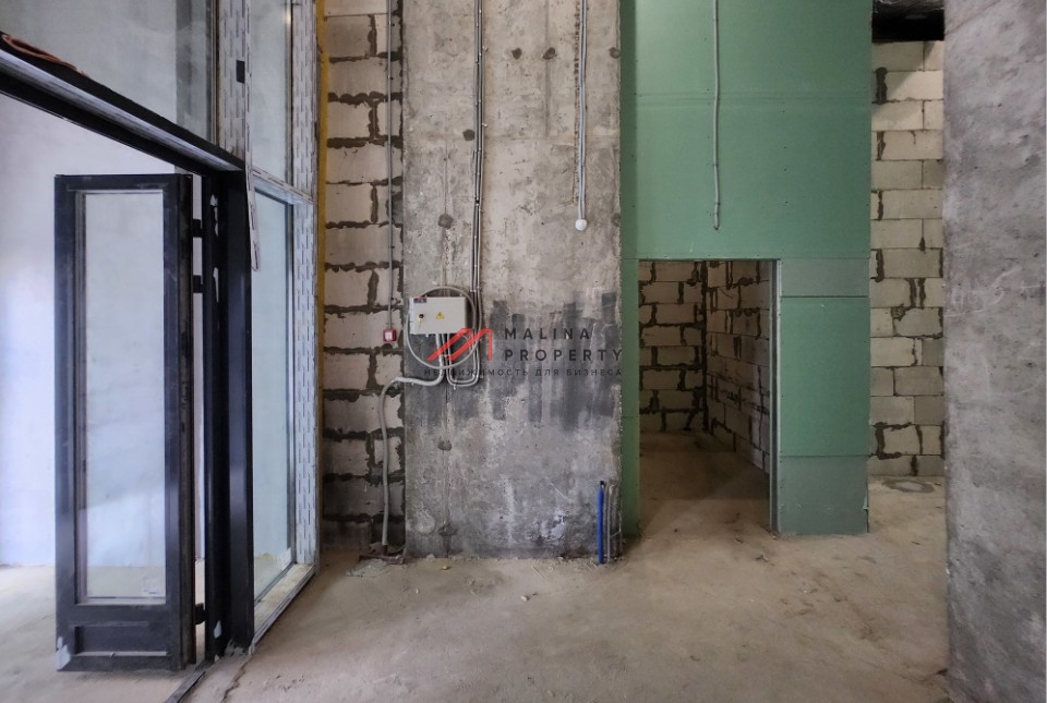 Аренда торгового помещения в новом доме