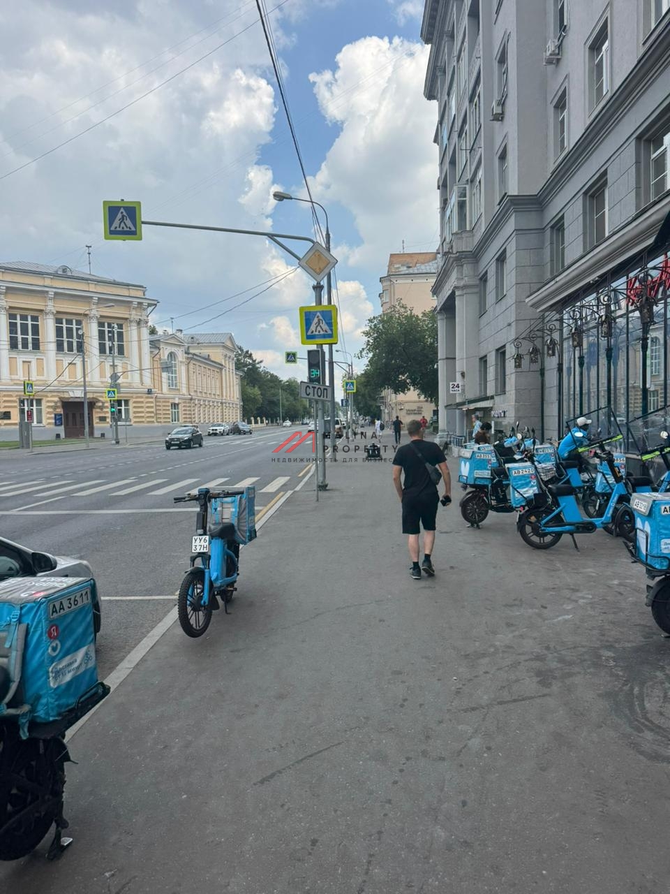 Торговое помещение с арендатором  в Хамовниках