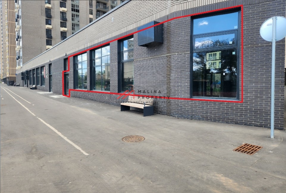 Аренда торгового помещения в новом доме