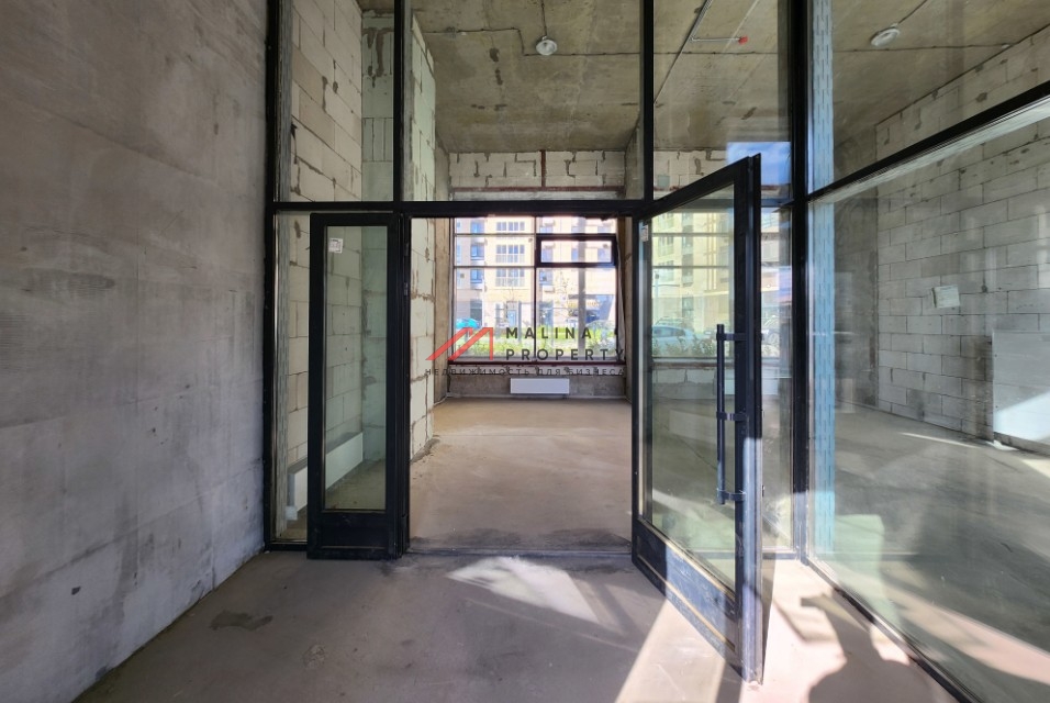 Аренда торгового помещения в новом доме