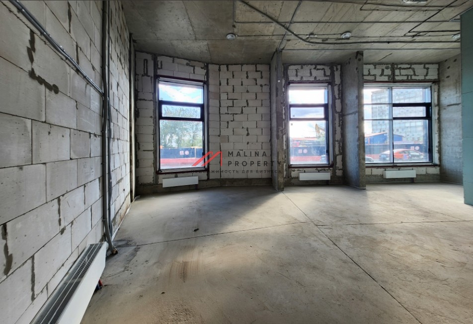 Аренда торгового помещения в новом доме