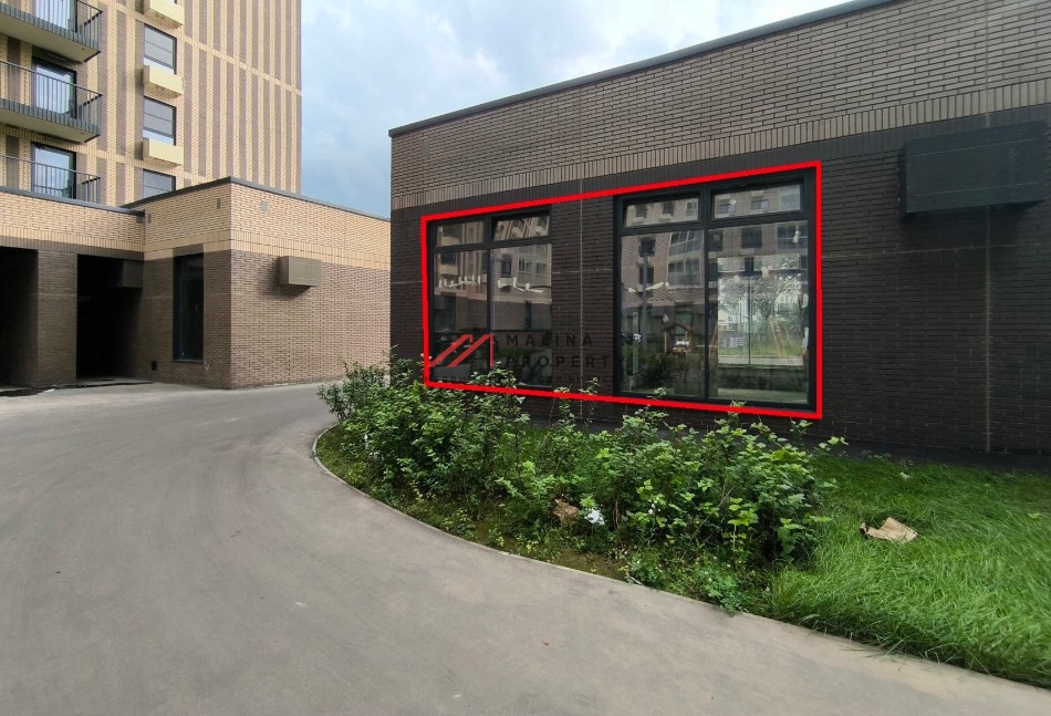 Продажа торгового помещения в новом доме