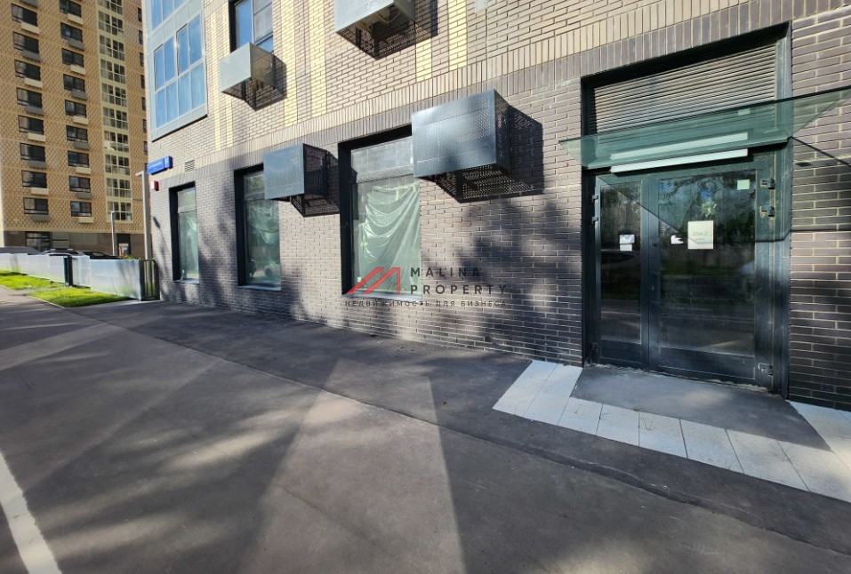 Продажа торгового помещения в новом доме