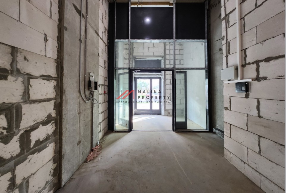 Продажа торгового помещения в новом доме