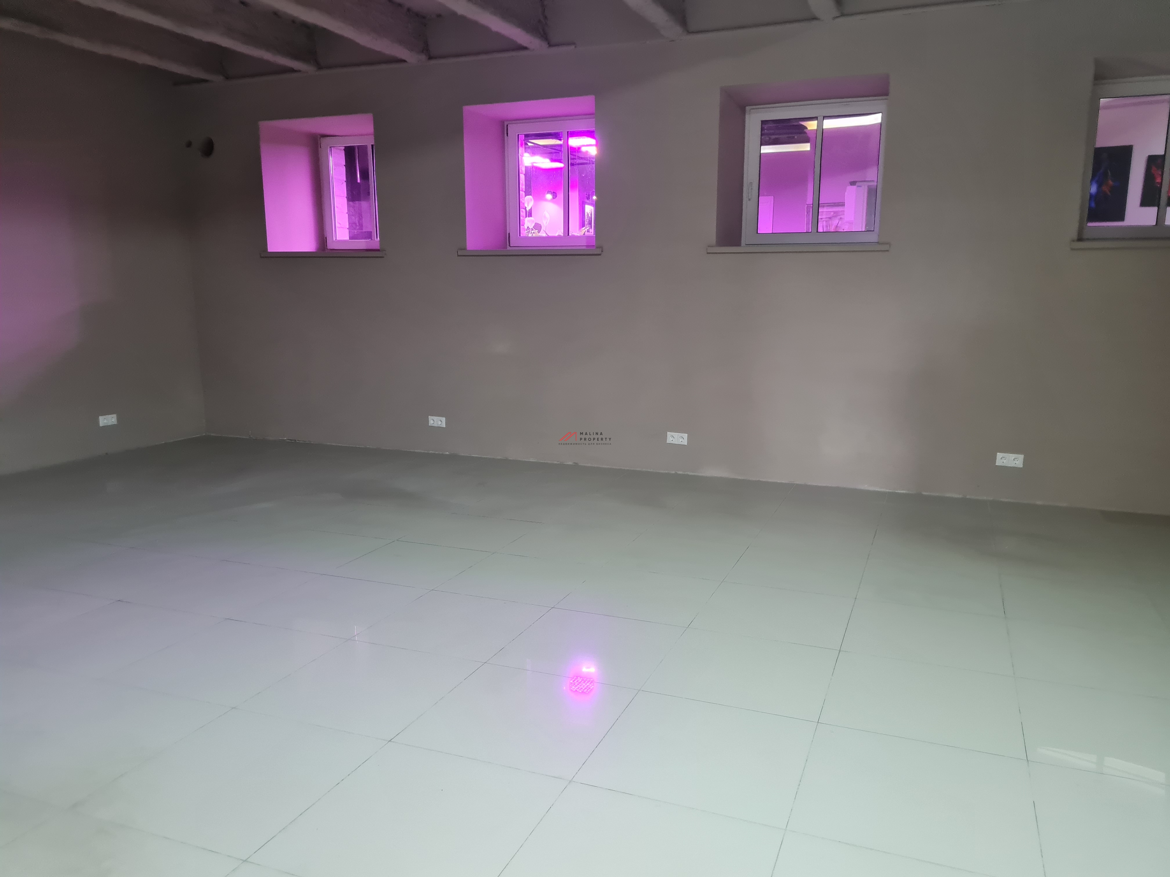 Продажа торгового помещения на Остоженке