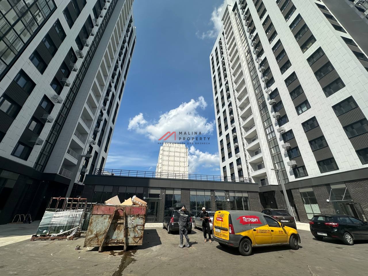 Аренда торгового помещения в новом доме на Яхромской