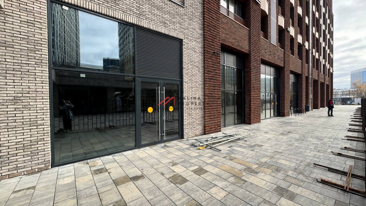 Продажа помещения в ЖК бизнес класса на 1й линии.