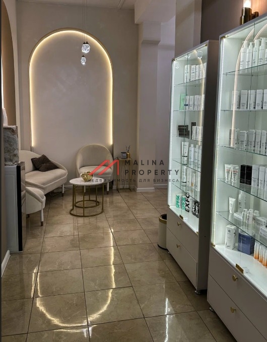 Продажа торгового помещения с арендаторами на Тульской