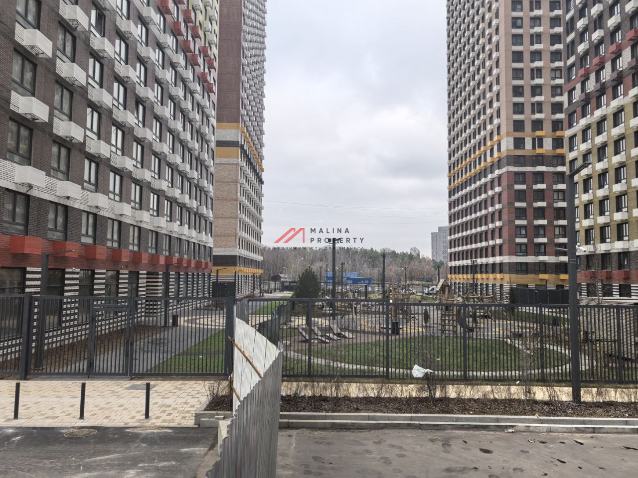 Продажа помещения в ЖК "Кузьминский Лес"