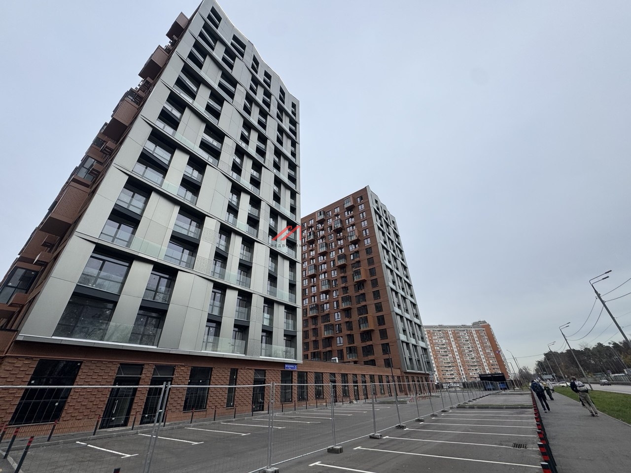 Продажа помещения с аптекой Мелодия Здоровья в ЖК "Квартал Авиаторов"