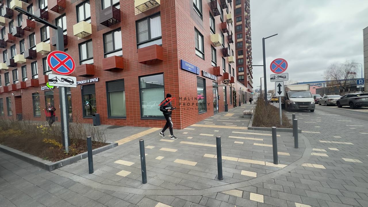 Продажа помещения на 1-й линии ЖК с арендатором