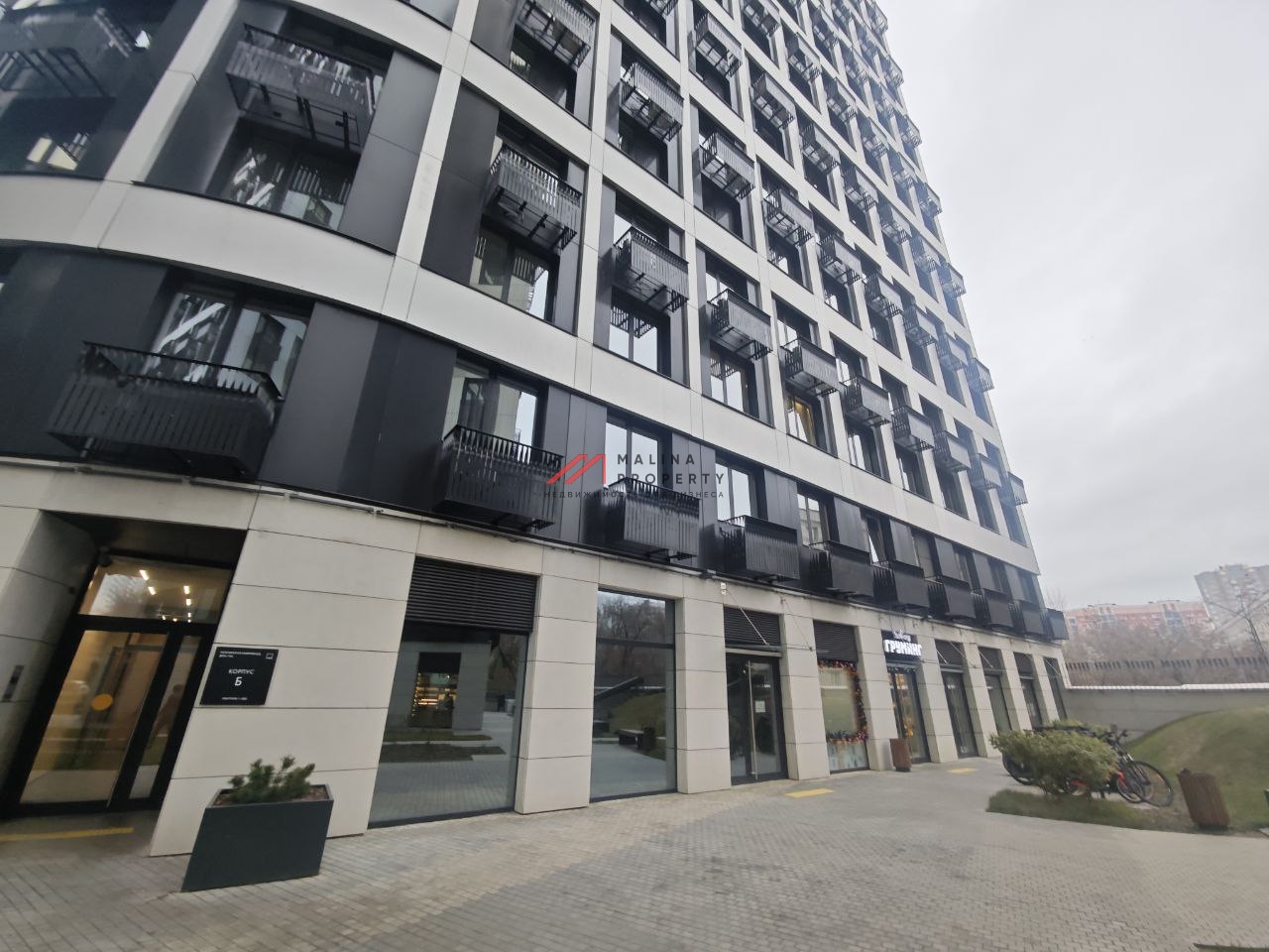 Продажа торгового помещения в "ЖК Level Нагатинская"