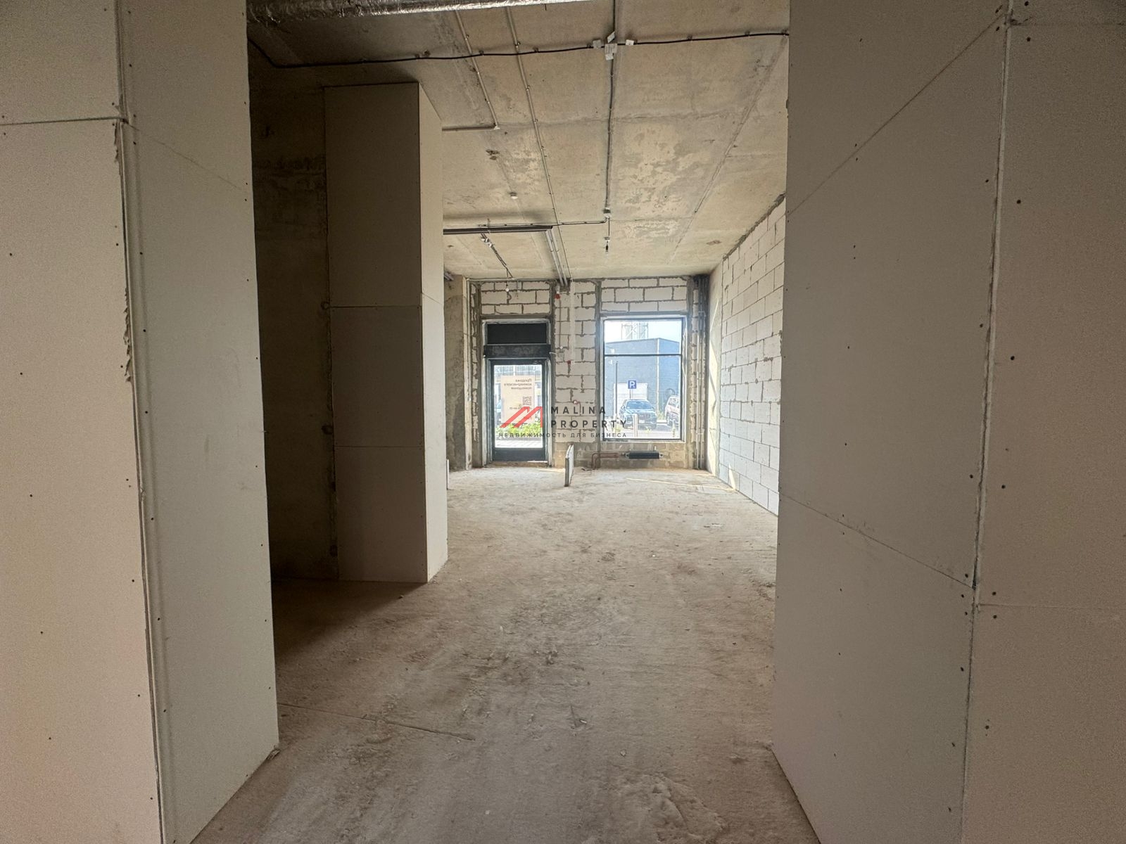 Продажа торгового помещения в ЖК "Ильинские луга" 