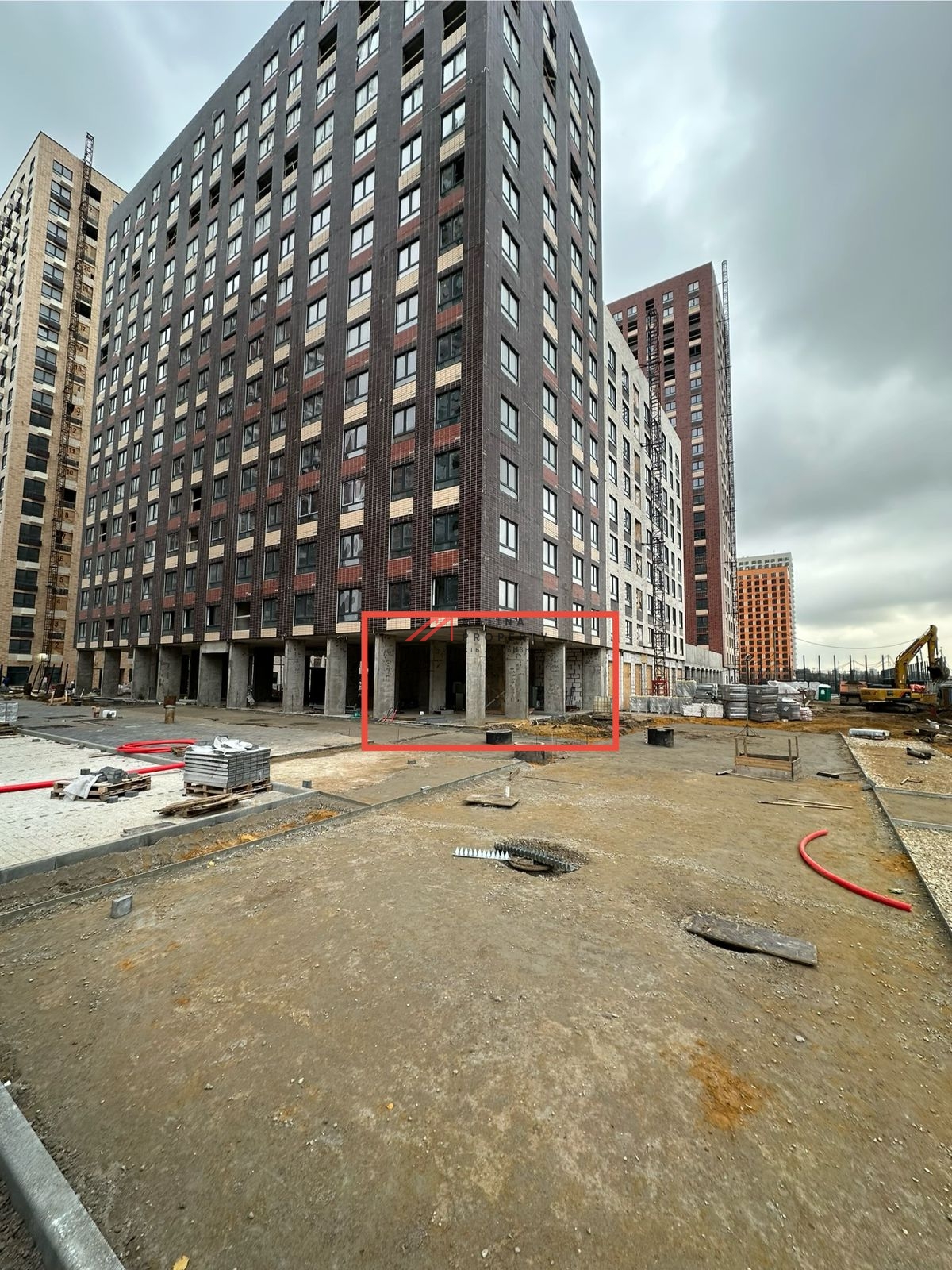 Продажа углового помещения в ЖК "Волжский парк"