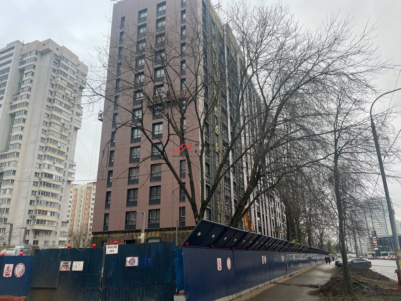 Продажа помещения с магазином Магнит в новом доме